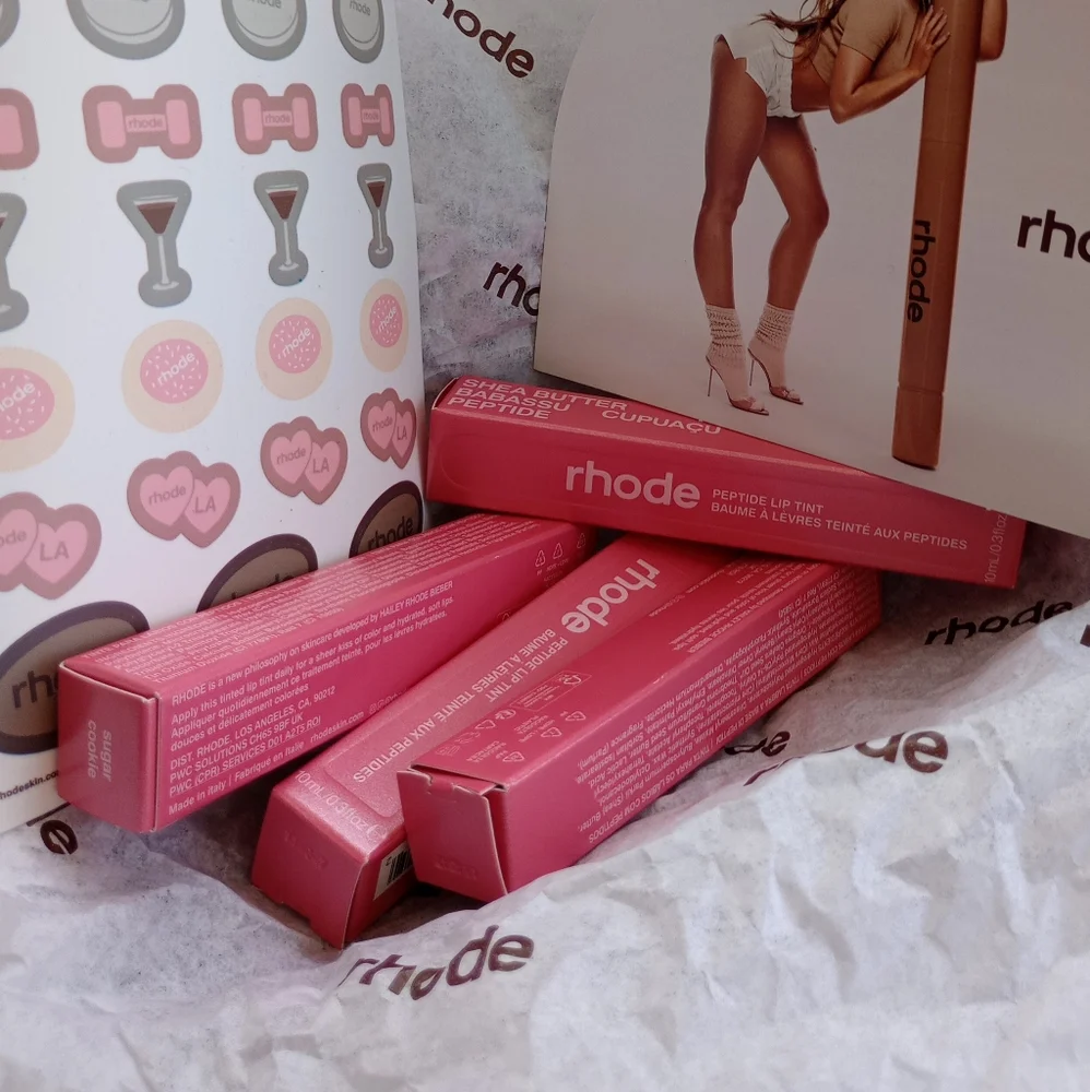 RHODE Peptide Lip Tint - Sugar Cookie